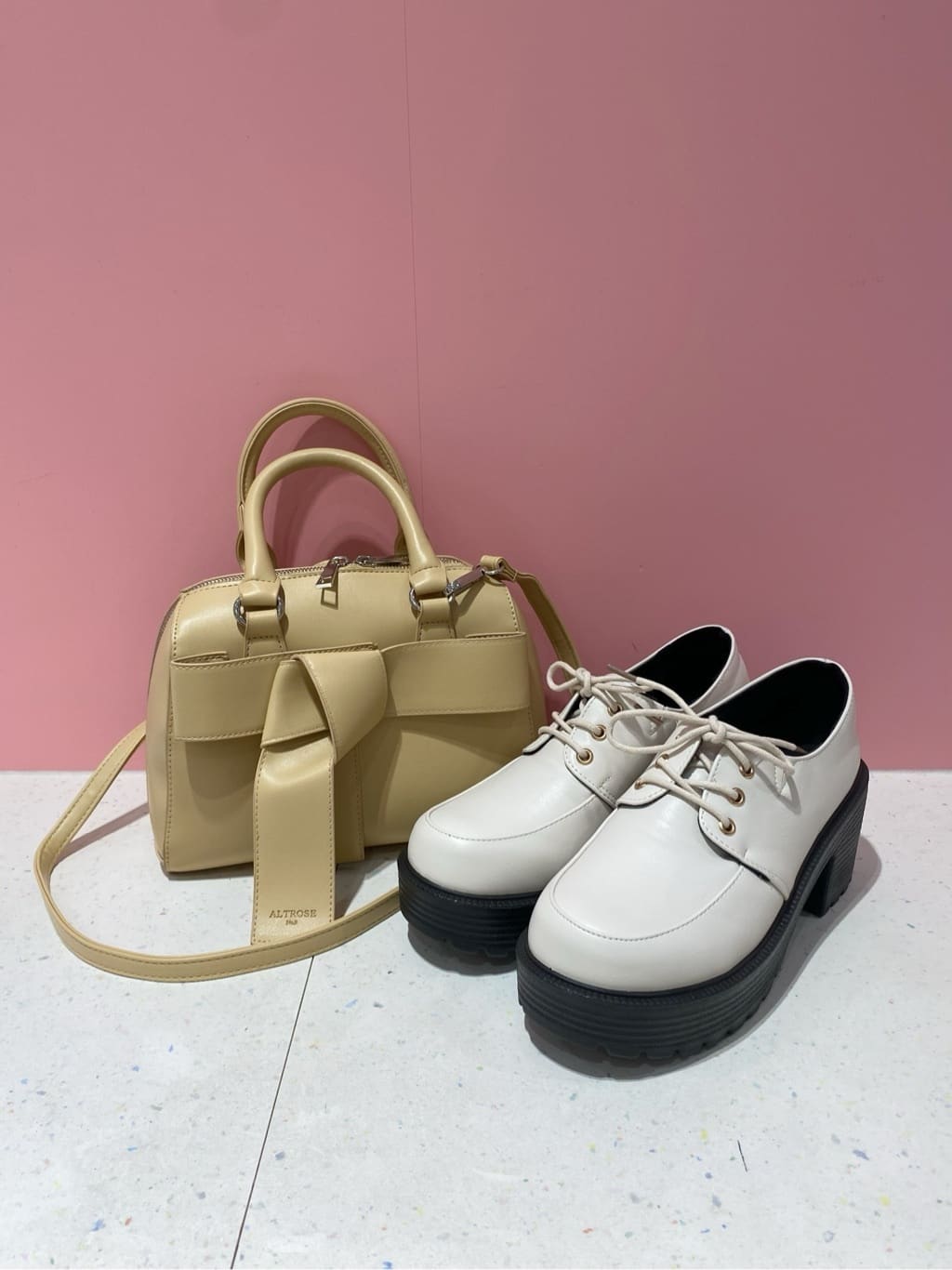 hiraさんの「ESPERANZA｜エムリットリボン2WAYボストン」を使ったコーディネート