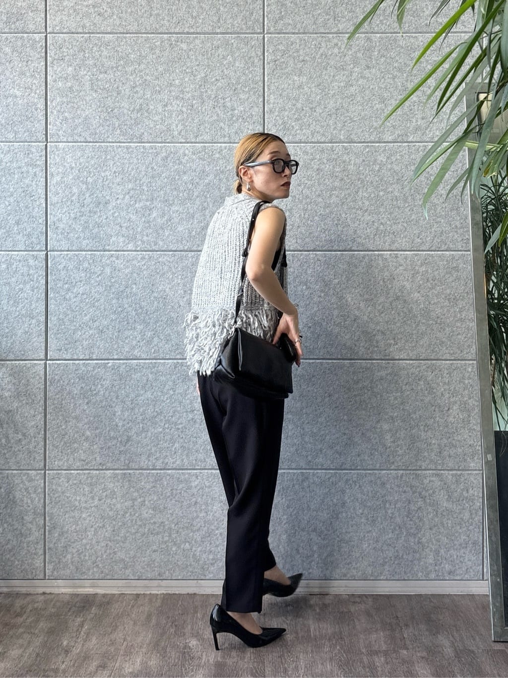 kotakiさんの「INDIVI｜Comfy SET UP｜イージーテーパードパンツ【セットアップ対応／通勤/カセット服】」を使ったコーディネート