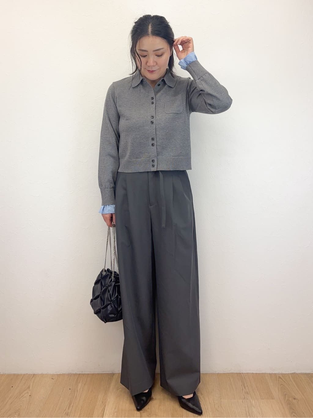Takeさんの「OPAQUE.CLIP｜ベルト付きタックワイドパンツ【洗濯機OK】」を使ったコーディネート