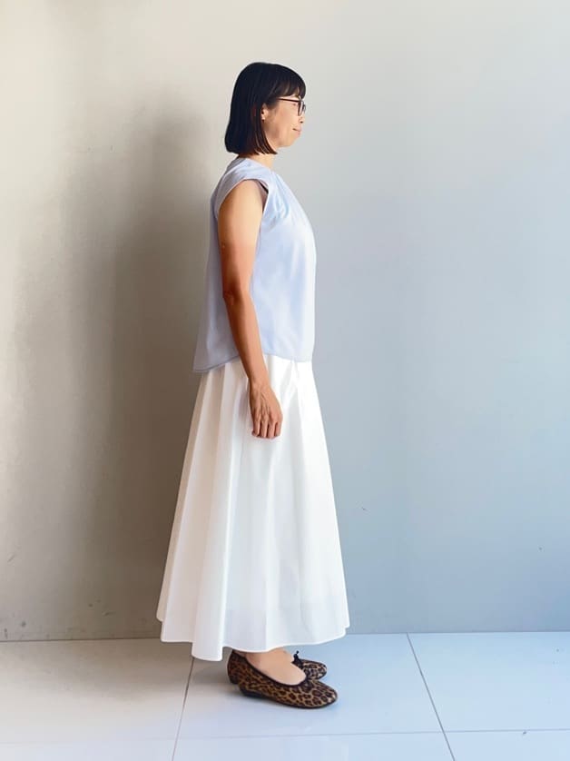 murayamaさんの「INDIVI｜【クールエアー素材／UVケア／吸汗速乾】エアリータックブラウス」を使ったコーディネート