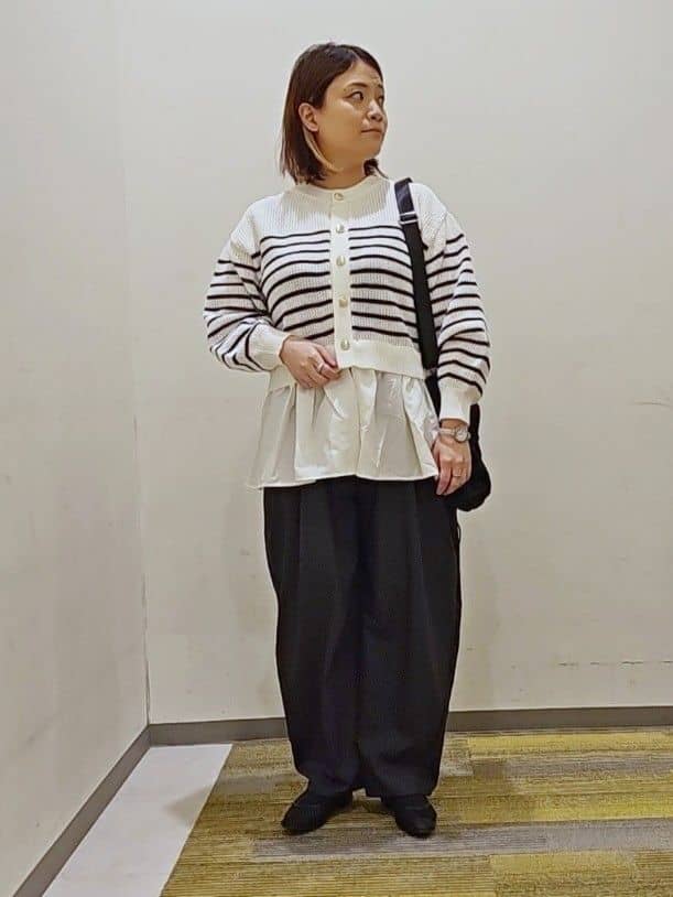 okayuさんの「THE SHOP TK｜◆【撥水】ウエストドロストマウンテンパーカ」を使ったコーディネート