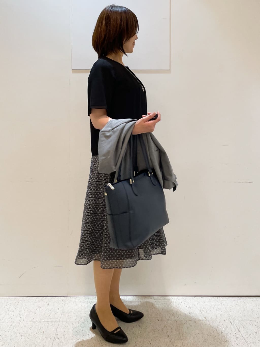 めいさんの「Reflect｜【一枚着で着映え◎／ジャケットのインナーにも】フロント開きブラウス」を使ったコーディネート