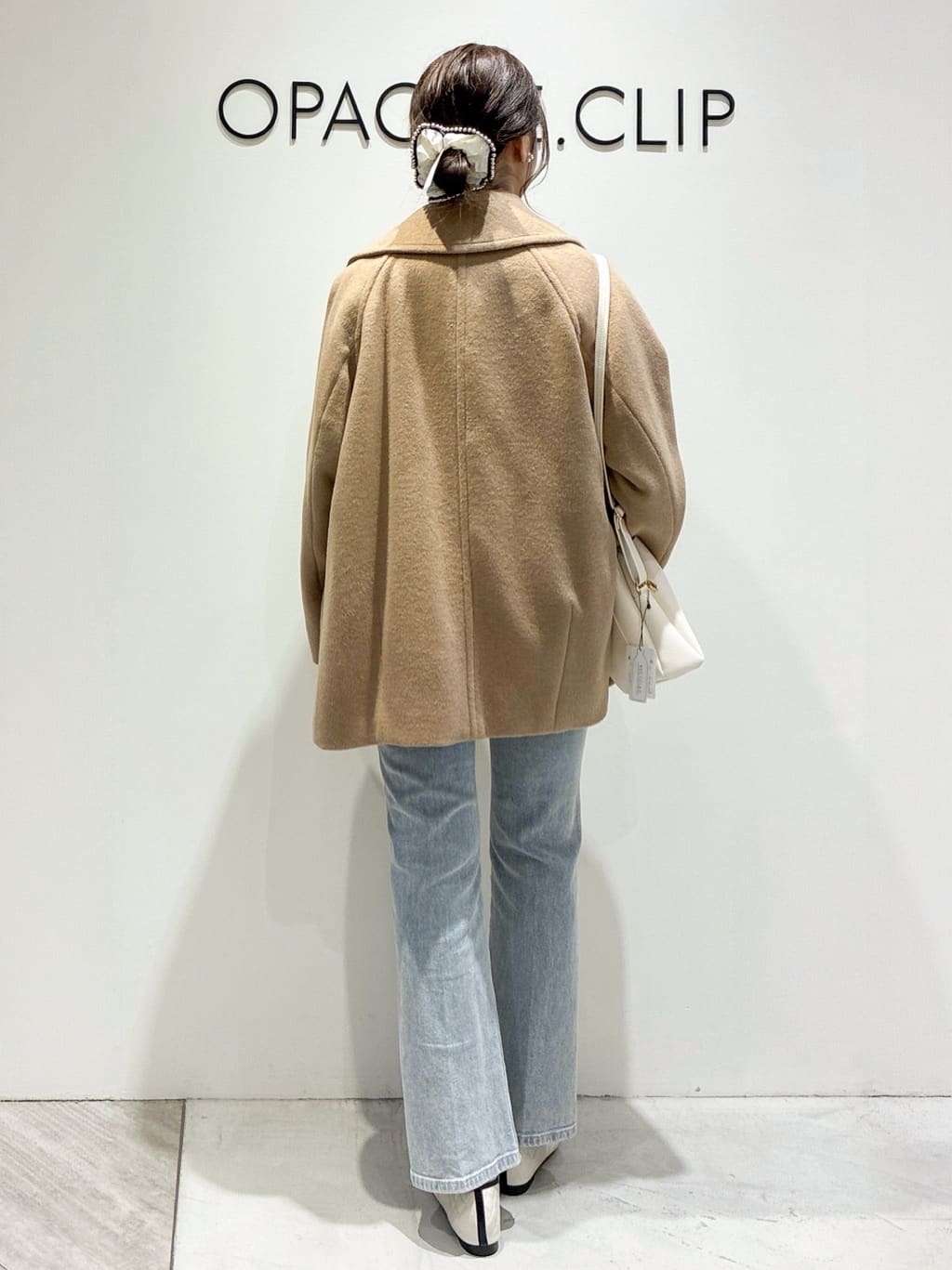 もんちゃんさんの「OPAQUE.CLIP｜カシミヤブレンドウールミドルピーコート」を使ったコーディネート