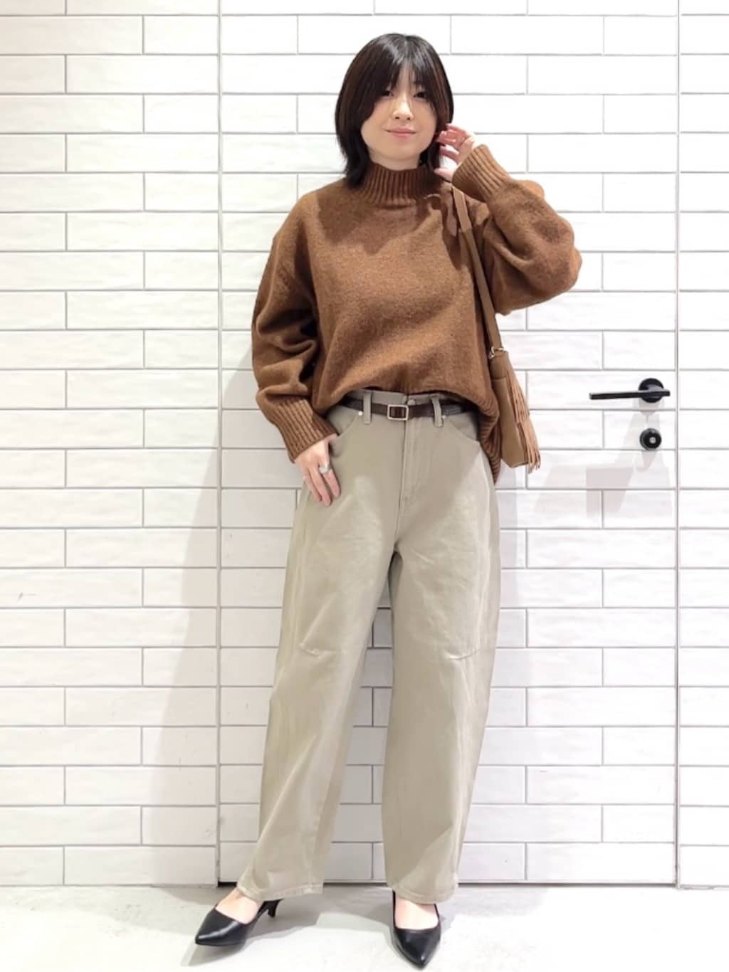 しおりさんの「OPAQUE.CLIP｜ふわふわハイネックニット【洗濯機OK】」を使ったコーディネート