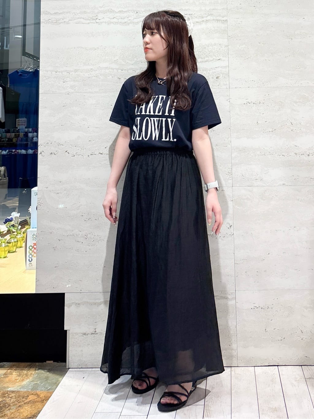 かほさんの「OPAQUE.CLIP｜【軽量】オイル調合皮ワイドボストンバッグ」を使ったコーディネート