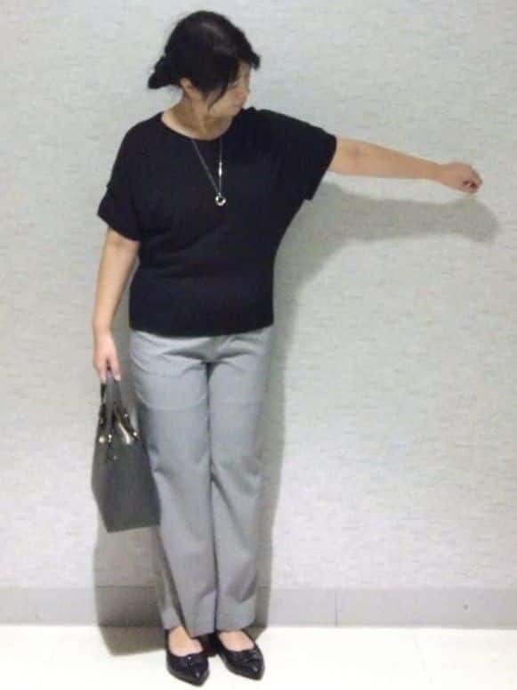 sakoさんの「Reflect｜【撥水加工で裾が汚れにくい◎／ウエスト総ゴム】ワイドストレートパンツ」を使ったコーディネート