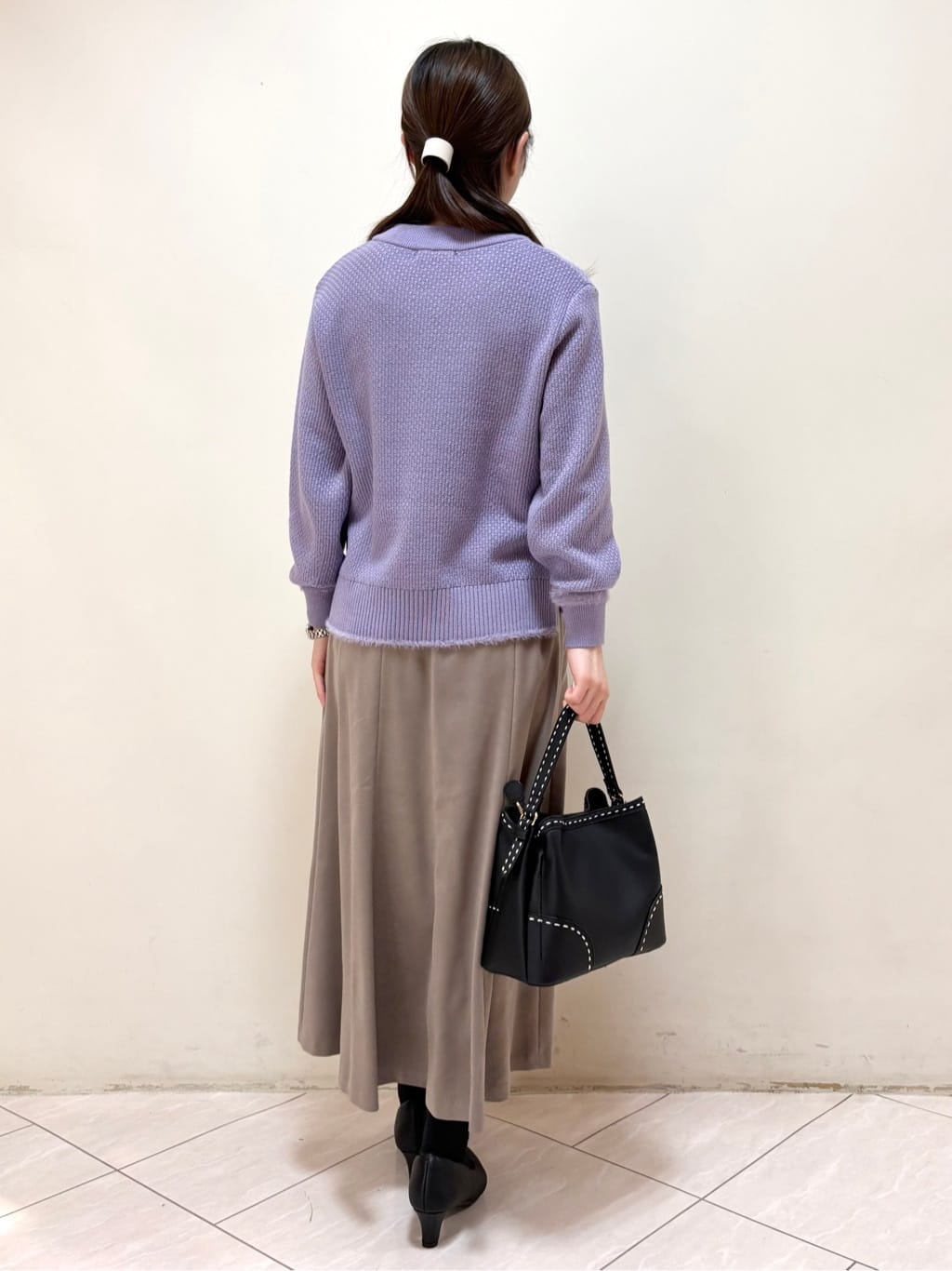 mikiさんの「Reflect｜【通勤】スエードライクフレアスカート」を使ったコーディネート