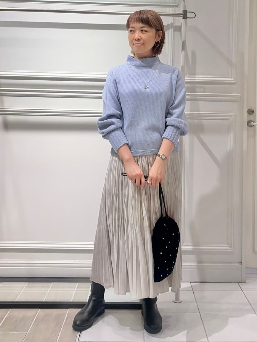 AKKOさんの「UNTITLED｜【洗える】スポンディッシュ ボトルネックニット」を使ったコーディネート