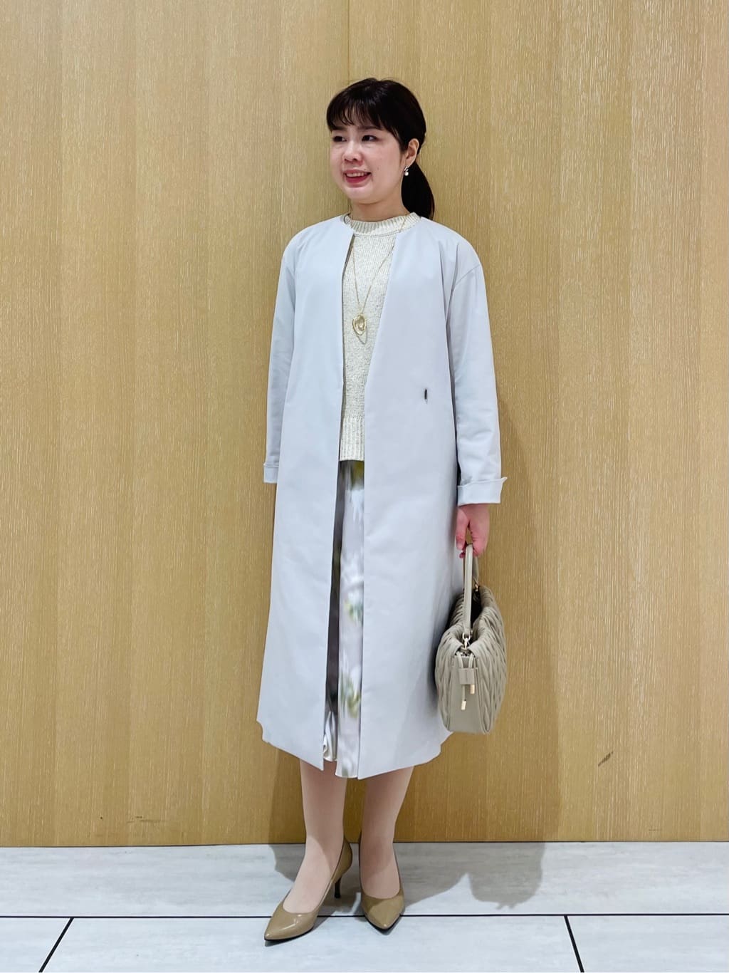 CHISATOさんの「UNTITLED｜◆【後ろウエストゴム/花柄】ぼかしフラワー プリントスカート」を使ったコーディネート