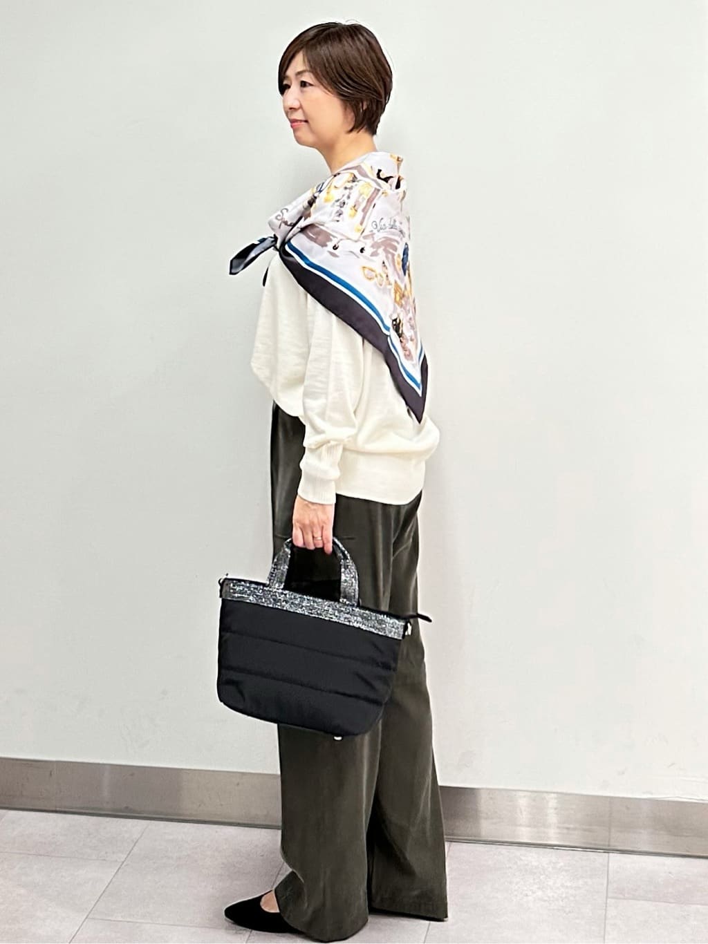 みなこさんの「UNTITLED｜【8色展開/体型カバー】魅せるタイムレスニット」を使ったコーディネート