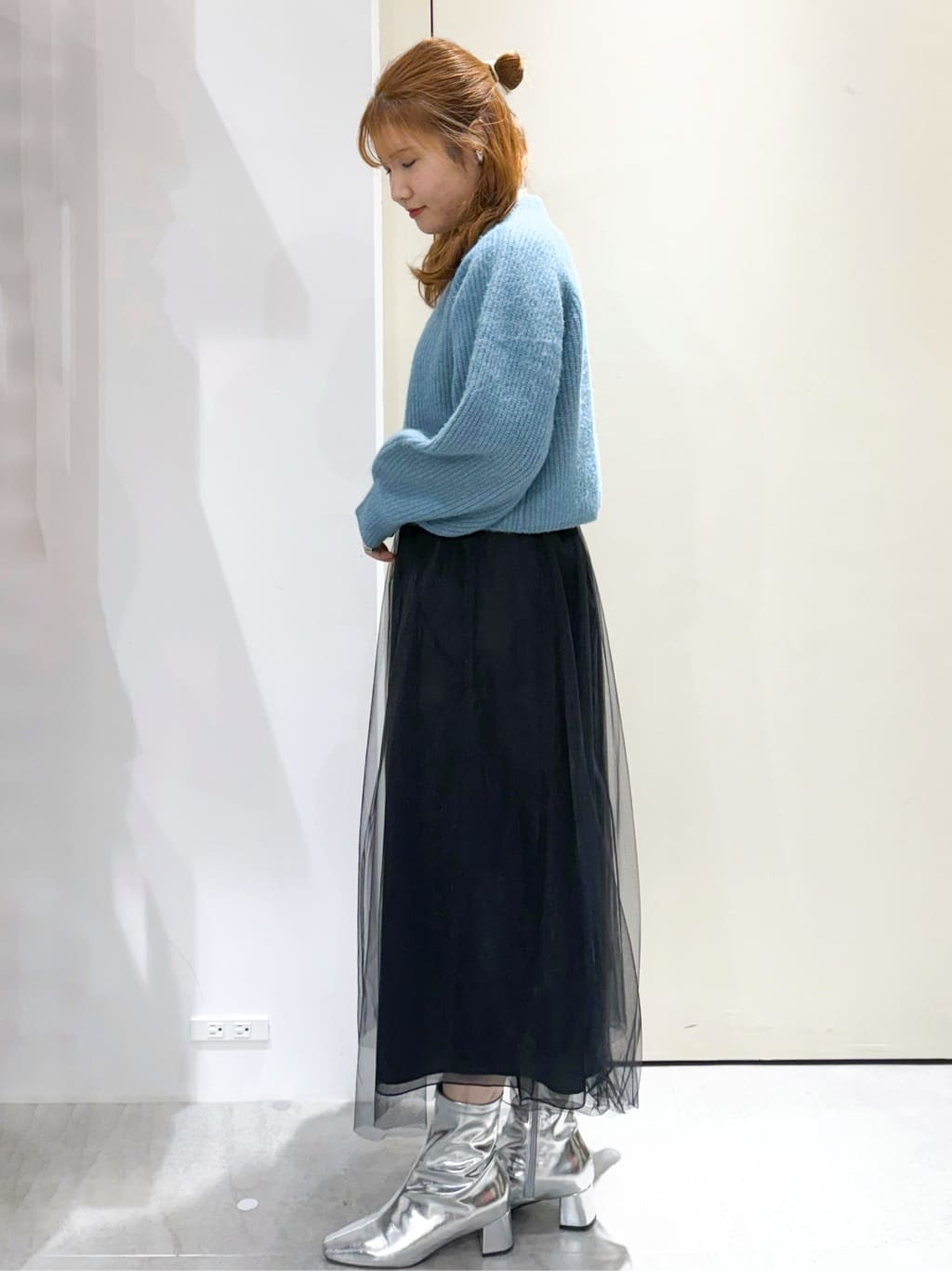 sayaさんの「OPAQUE.CLIP｜シャイニー合皮スクエアデザインチェーンミニショルダーバッグ」を使ったコーディネート