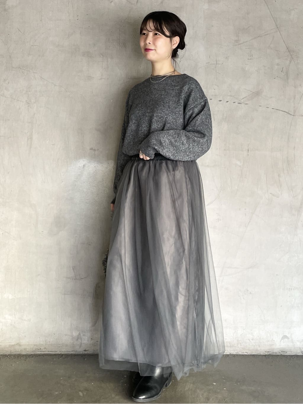 tomokoさんの「OPAQUE.CLIP｜リラクシークルーネックニット【洗濯機OK】」を使ったコーディネート