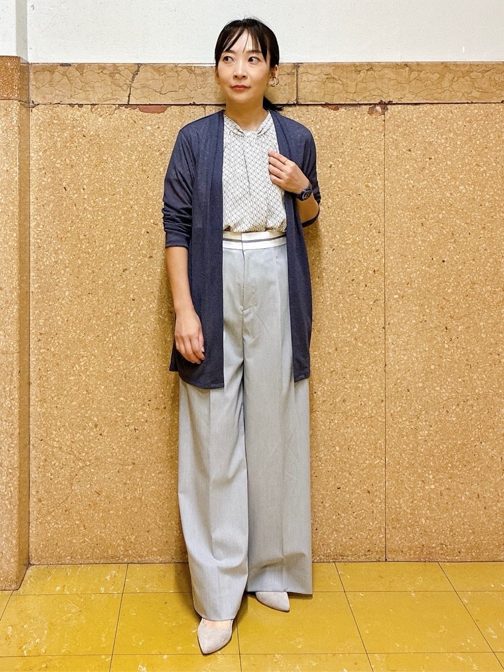 hattoriさんの「INDIVI｜【UVケア】モノグラム ボウタイデザインブラウス」を使ったコーディネート