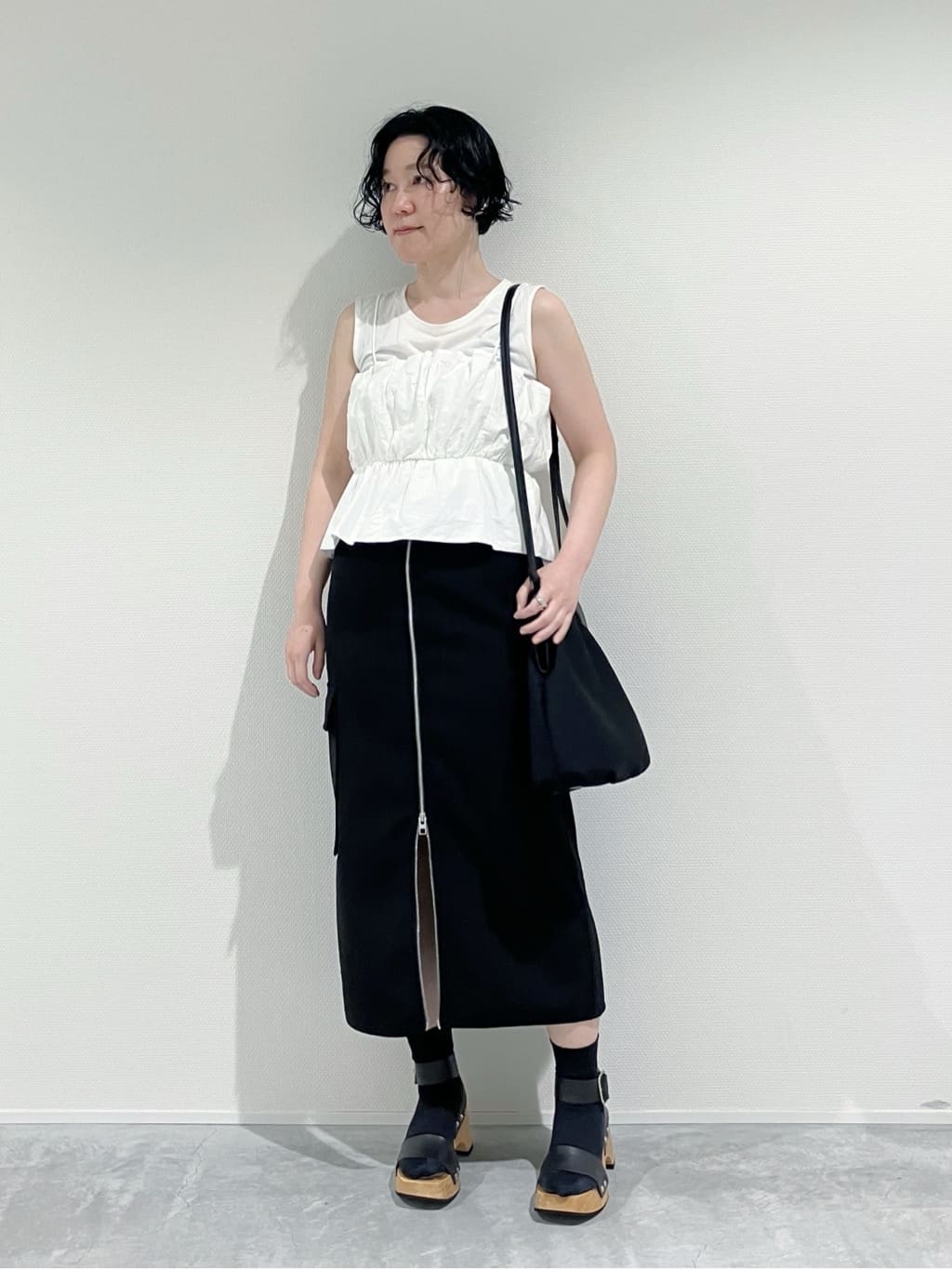 Cさんの「HIROKO HAYASHI｜POLARIS（ポラリス）縦型ショルダーバッグ」を使ったコーディネート