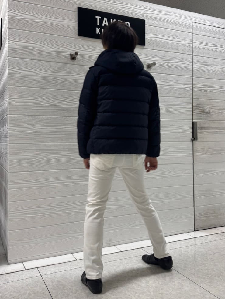 井出恭輔さんの「TAKEO KIKUCHI｜【Sサイズ～】ストレッチ デニム パンツ」を使ったコーディネート