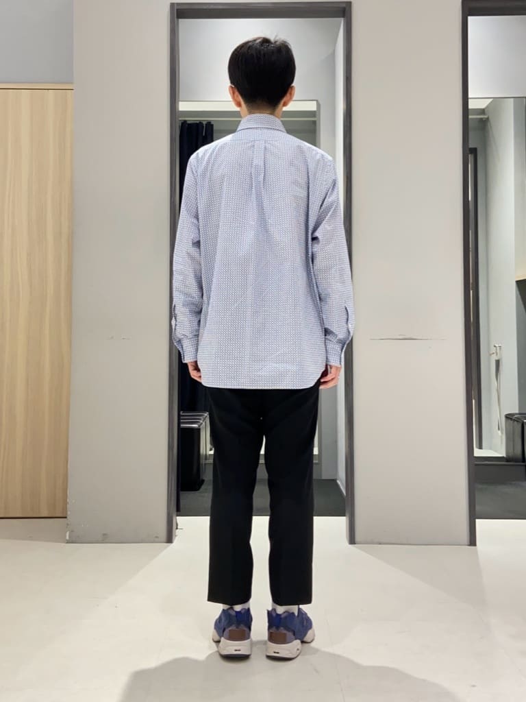 わいずみさんの「TAKEO KIKUCHI｜【Three by Three】シャイニーシャークピンヘッド ベスト / 3ピース対応」を使ったコーディネート