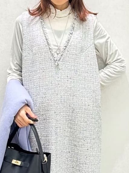 Miwaさんの「UNTITLED｜【洗える/細見え】ツイード ジャンパースカート」を使ったコーディネート