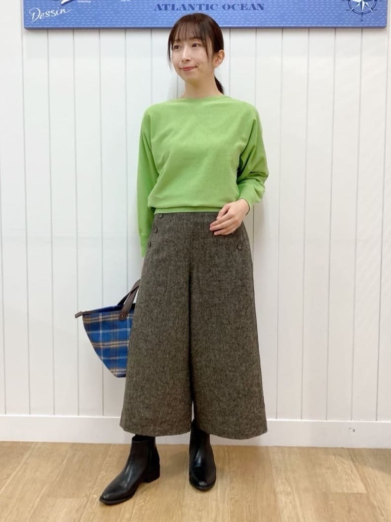 yoshiさんの「Dessin｜【洗える】ウールブレンド後ろボタンニット」を使ったコーディネート
