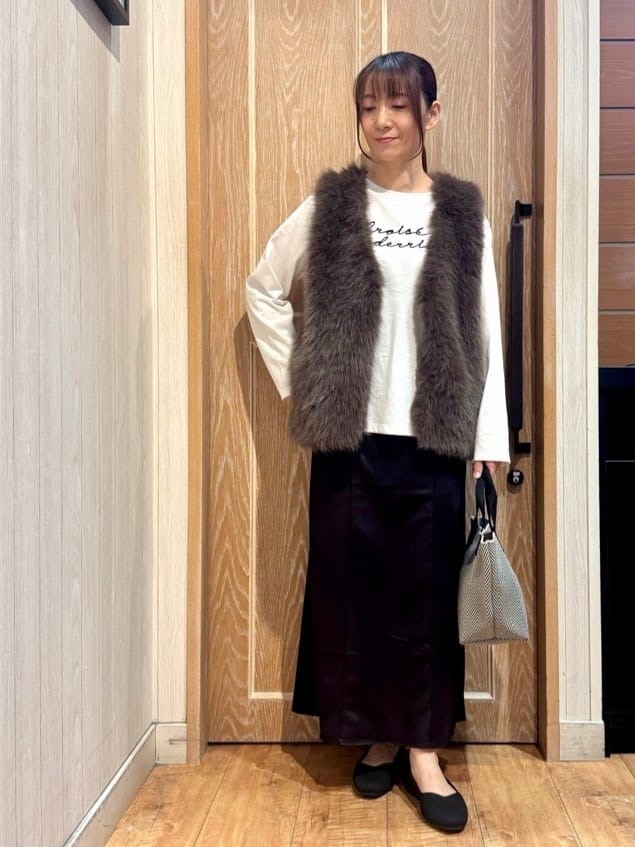 KAORIさんの「SHOO･LA･RUE｜【洗濯機可/S-LL】周りと差がつく チェーンステッチロゴロンT」を使ったコーディネート