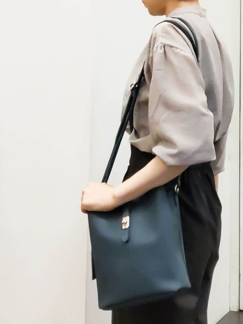 やまちゃんさんの「grove｜【2WAY】ハイパーストレッチストラップパンツ」を使ったコーディネート