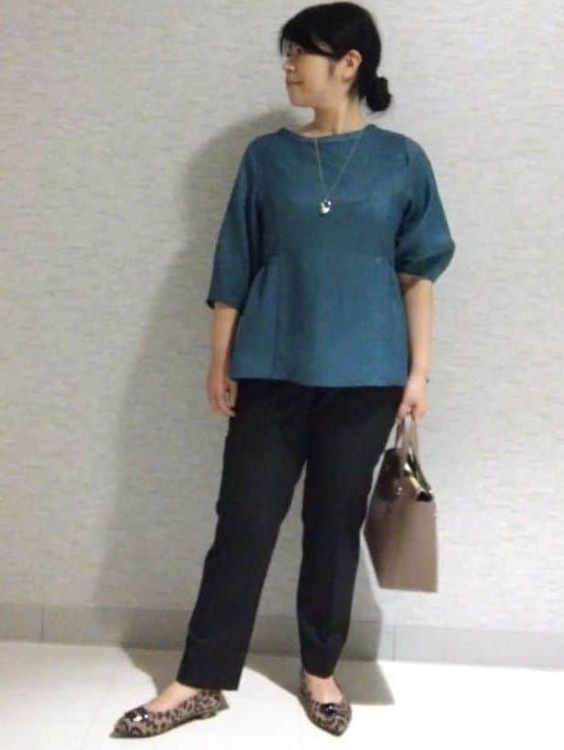 sakoさんの「Reflect｜【すっきり見え！長め丈】ペプラムデザインシアーブラウス」を使ったコーディネート