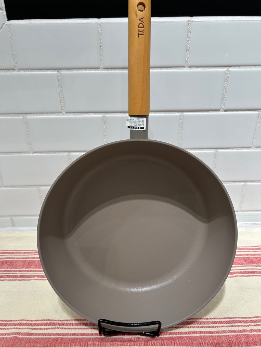 たかともさんの「212 KITCHEN STORE｜チタン＆ダイヤモンドＷコーティング マルチパン28cm GY ＜TI：DA ティーダ＞」を使ったコーディネート
