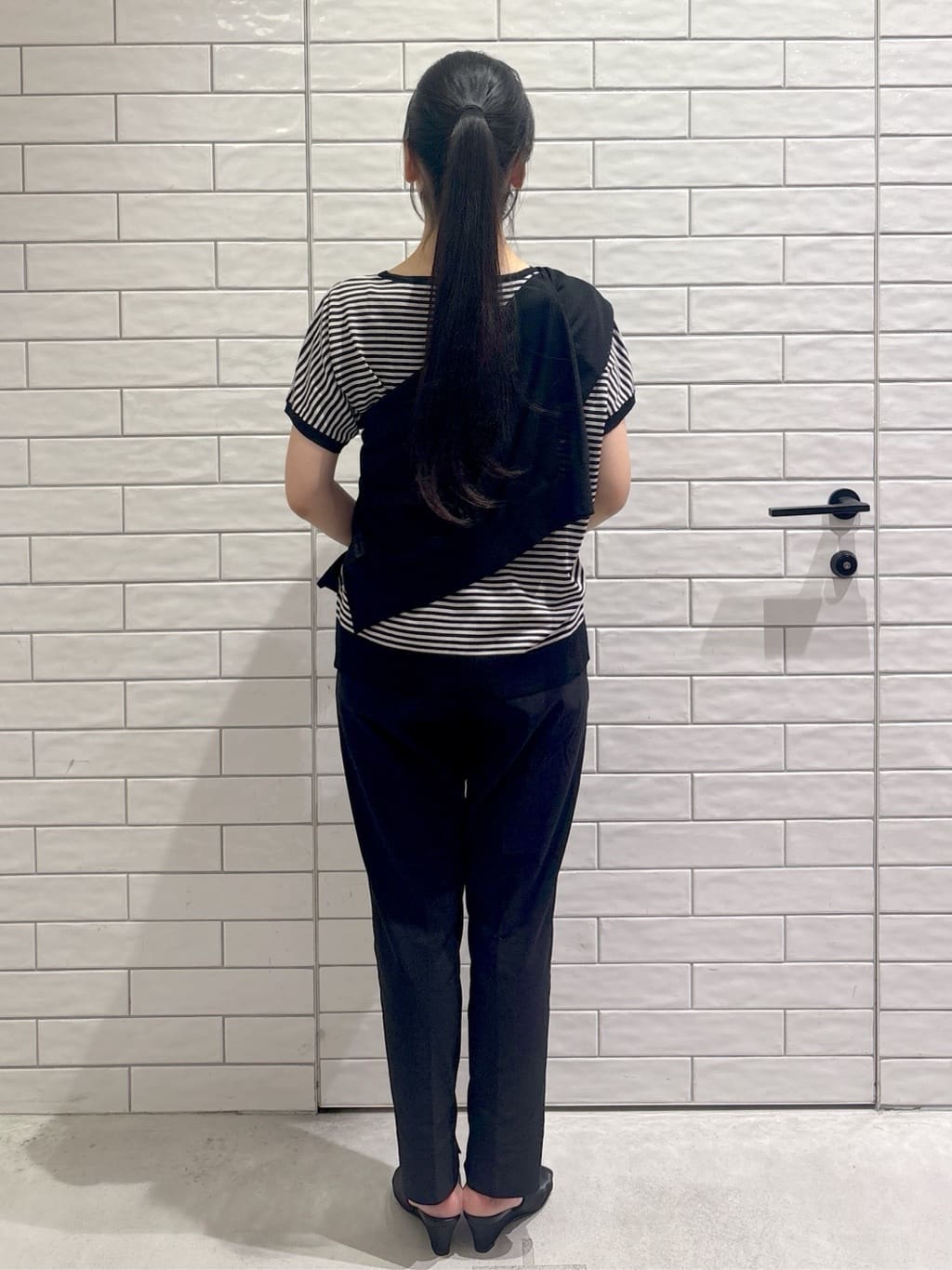ayumiさんの「OPAQUE.CLIP｜《6色展開／S-LLサイズ》ドルマンスリーブニット【UV／接触冷感／洗濯機洗い可／抗ピル】」を使ったコーディネート