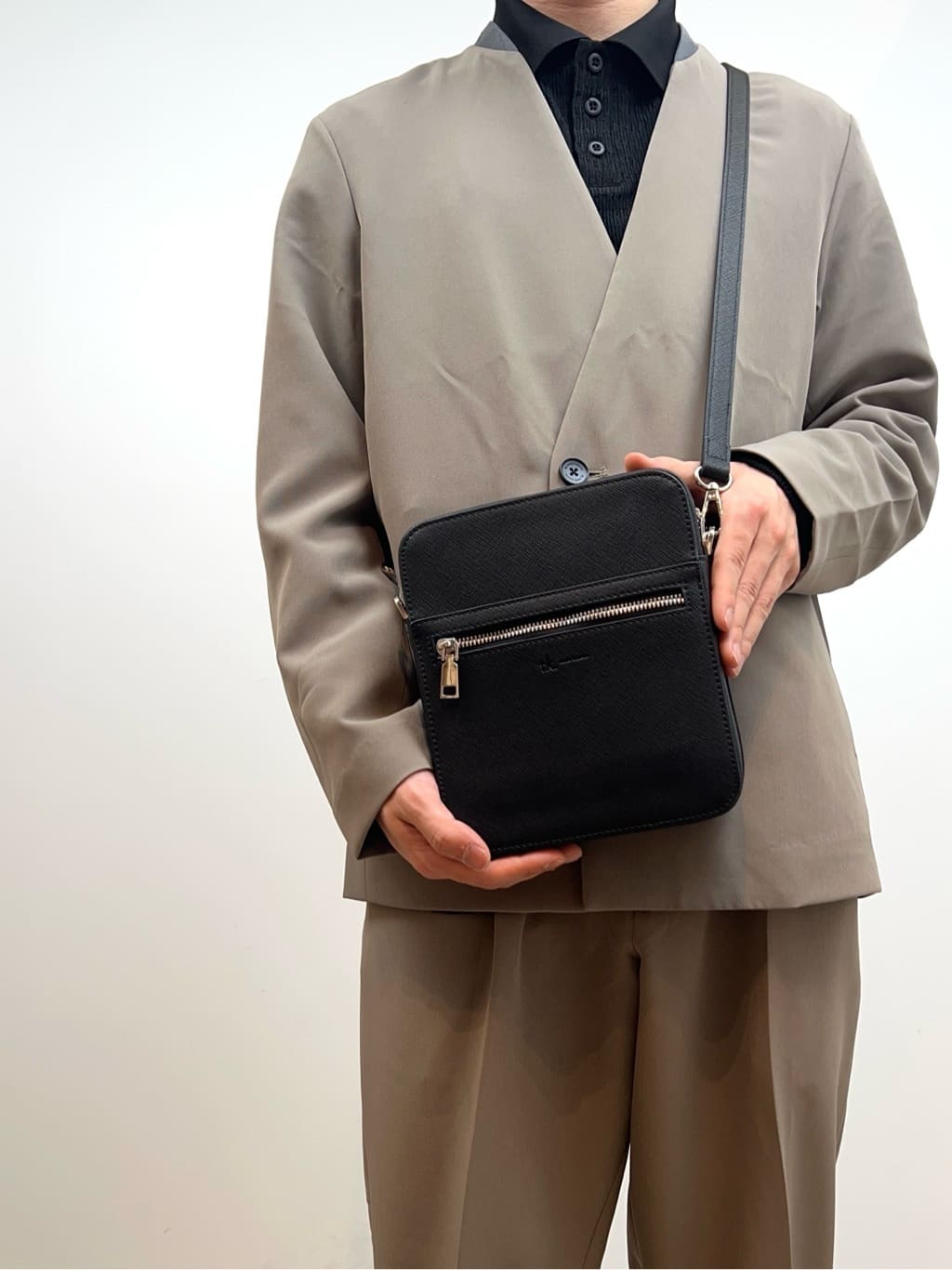 SHOSEIさんの「TAKEO KIKUCHI｜」を使ったコーディネート