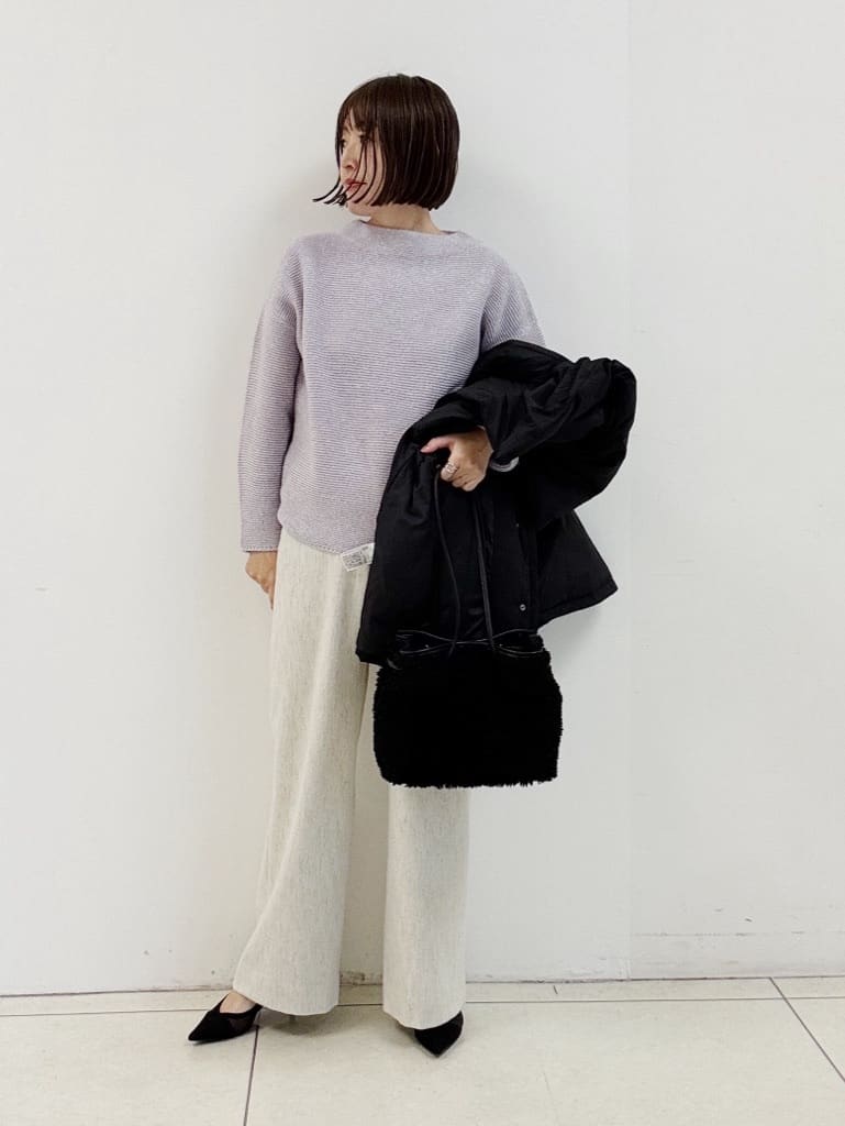yoshiyaさんの「INDIVI｜ボアミドルバッグ」を使ったコーディネート