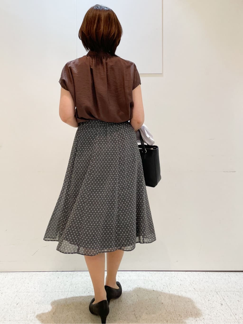 めいさんの「Reflect｜【二の腕さりげなくカバー】バンドカラーブラウス」を使ったコーディネート