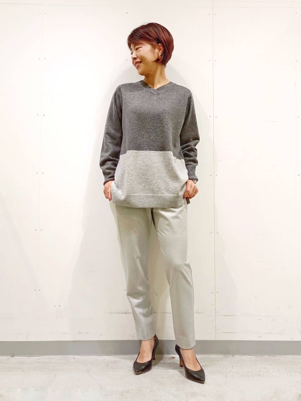 Kさんの「INDIVI｜【洗える／チュニック丈／カシミヤ混】スリットデザインVネックニット」を使ったコーディネート