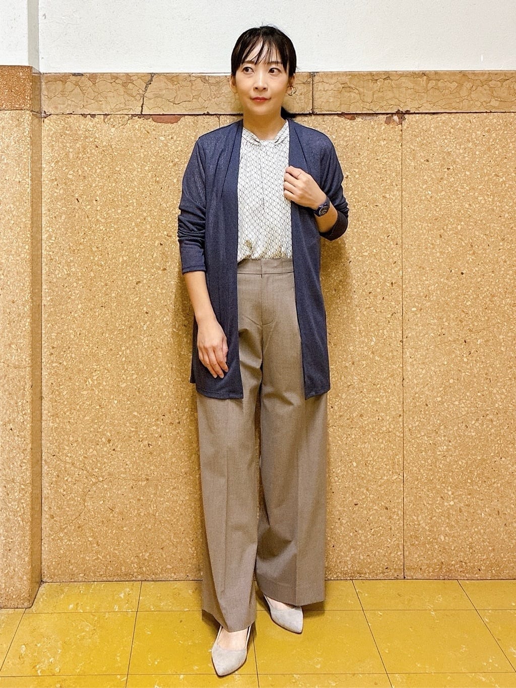 hattoriさんの「INDIVI｜【UVケア】モノグラム ボウタイデザインブラウス」を使ったコーディネート