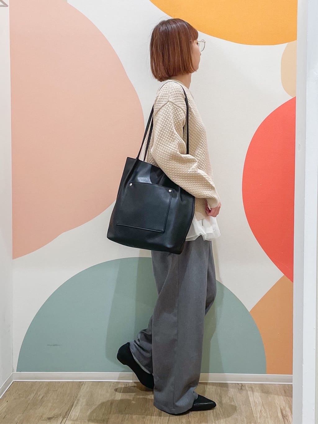 とまとさんの「SHOO･LA･RUE｜◆【洗える/S-LL】大人のきれいめスタイルに ワイドパンツ」を使ったコーディネート