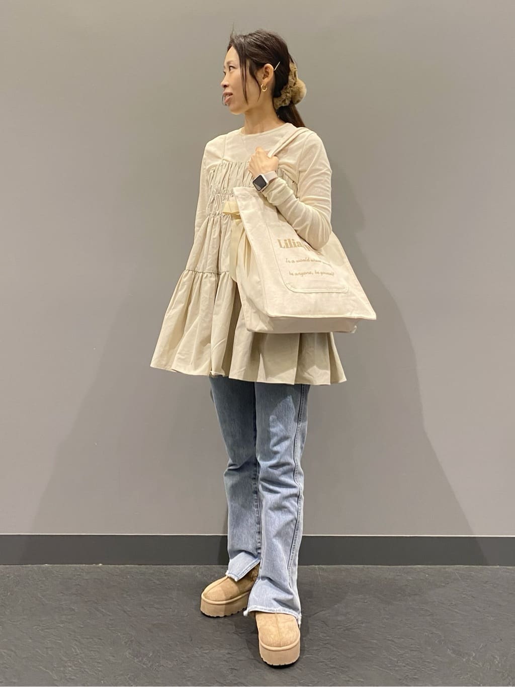 hiraさんの「ESPERANZA｜推し活にもぴったり！リリアンリーナサイドリボントートバッグ」を使ったコーディネート