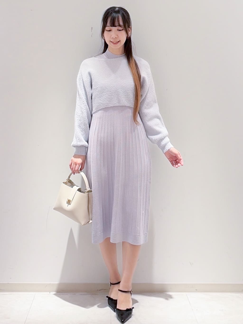 yurinaさんの「index｜ラメフェザープルオーバーセット ニットワンピース【洗濯機OK】《XS～LL》」を使ったコーディネート