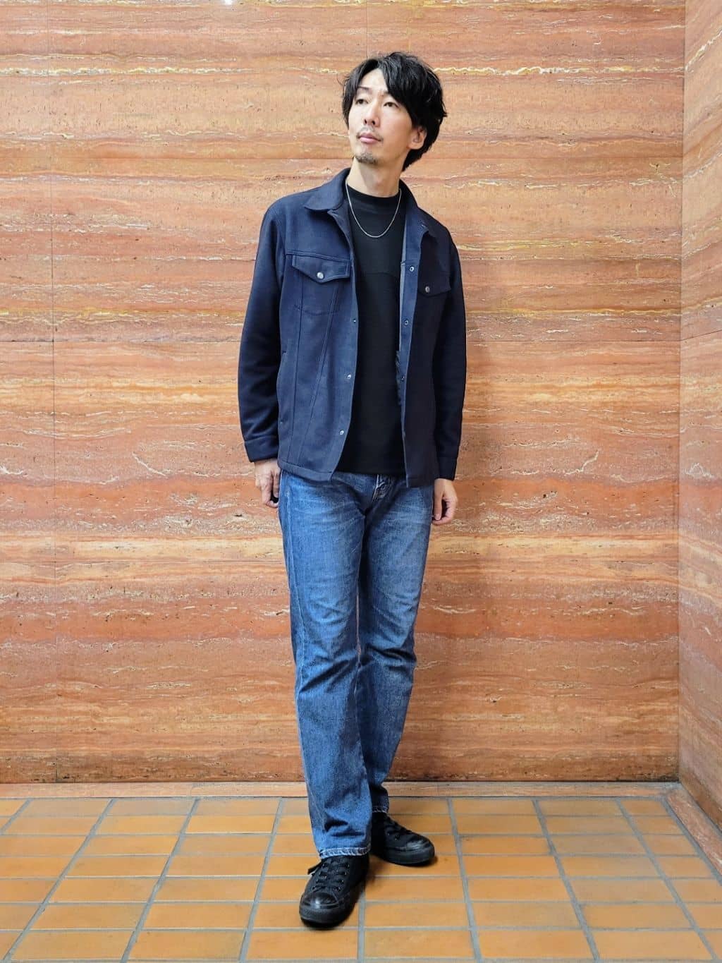 piroyaさんの「TAKEO KIKUCHI｜【モンスターストレッチ】日本製 ウォッシュド デニムパンツ」を使ったコーディネート