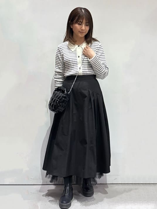 まみさんの「OPAQUE.CLIP｜◆《CLASSY掲載》ランダムリブポロ衿ニット【洗濯機洗い可】」を使ったコーディネート