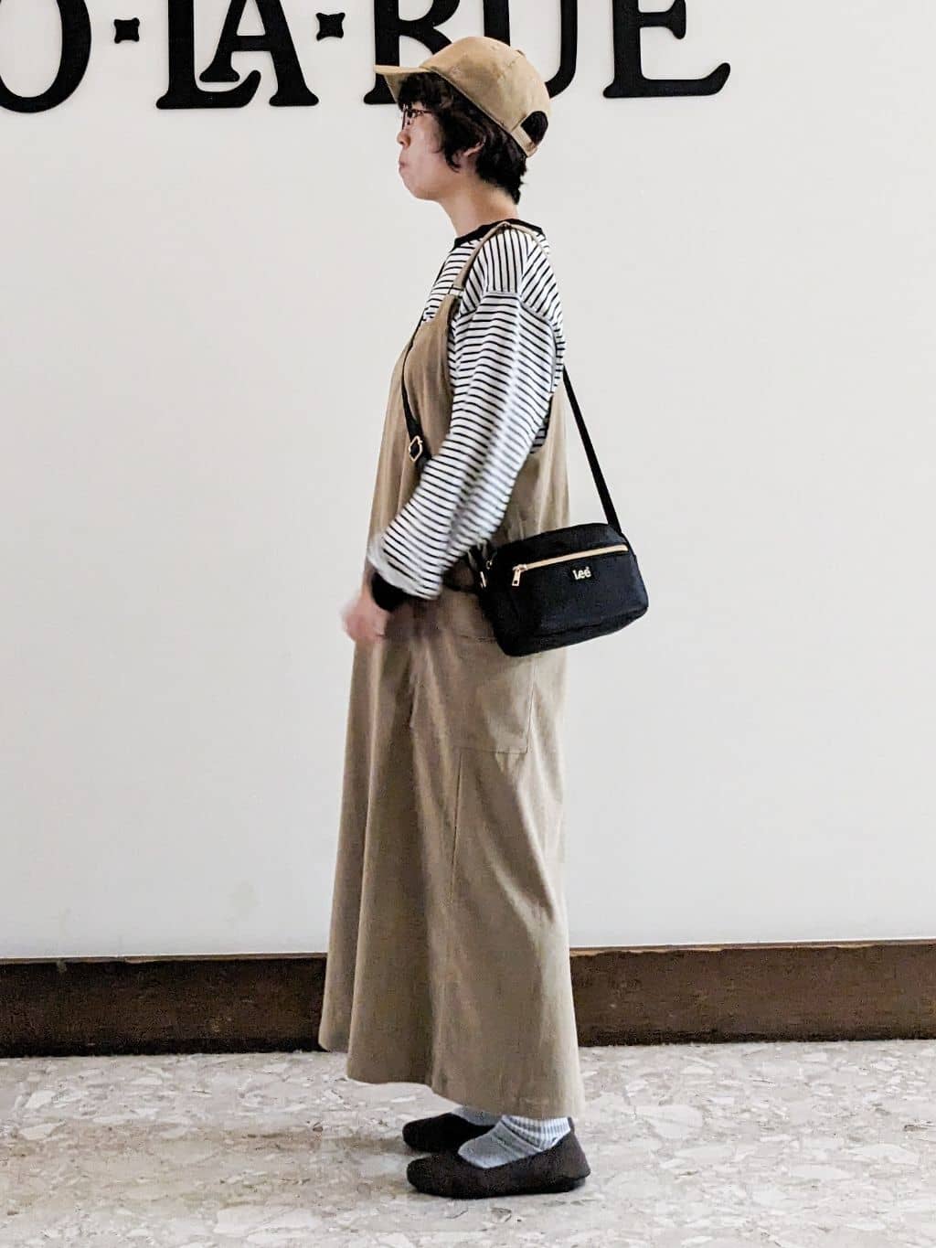 SHIORIさんの「SHOO･LA･RUE｜【Lee別注】スクエアショルダー」を使ったコーディネート