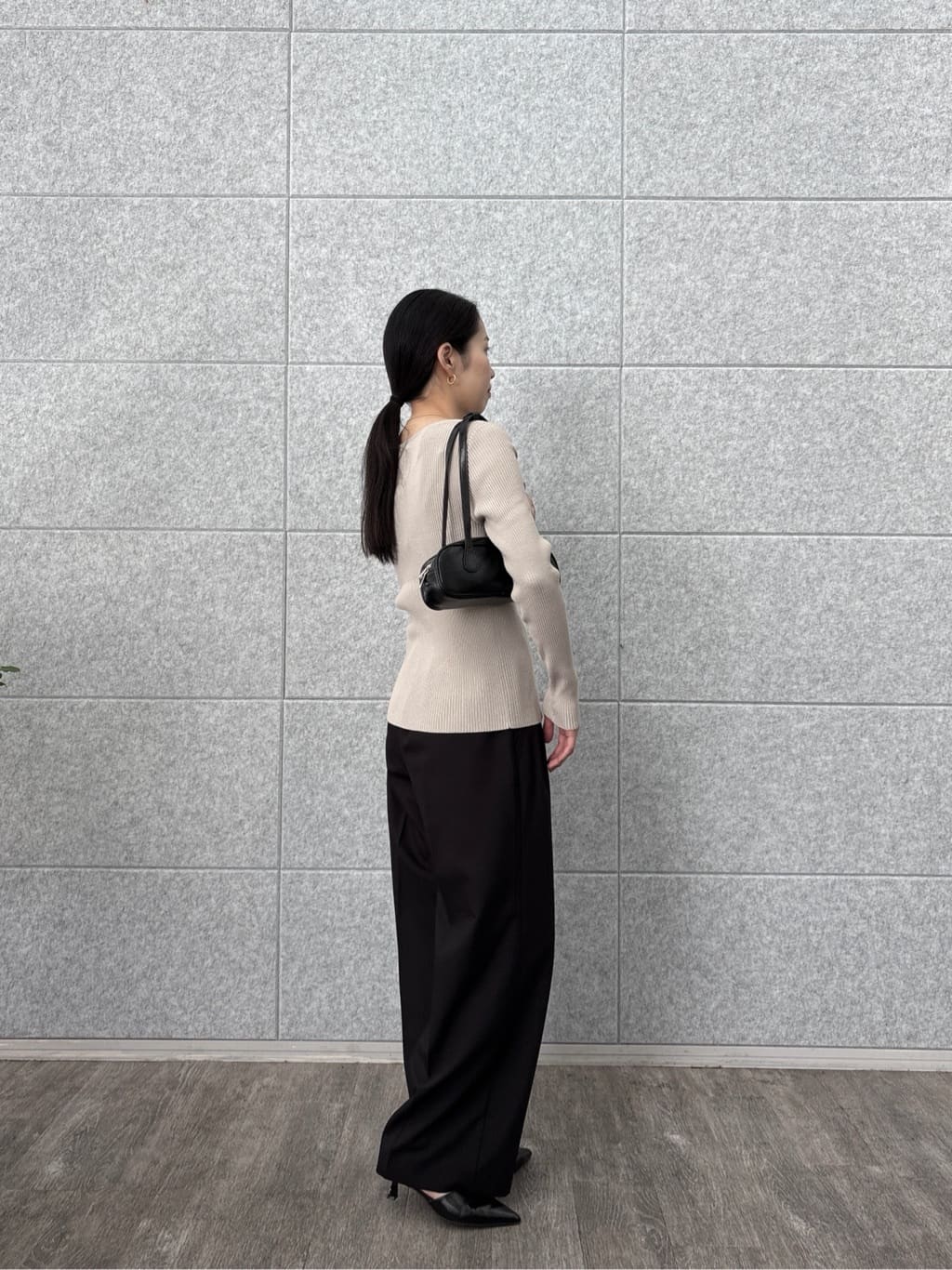 ひなさんの「INDIVI｜Comfy SET UP｜イージーストレートワイドパンツ【セットアップ対応／通勤/カセット服】」を使ったコーディネート