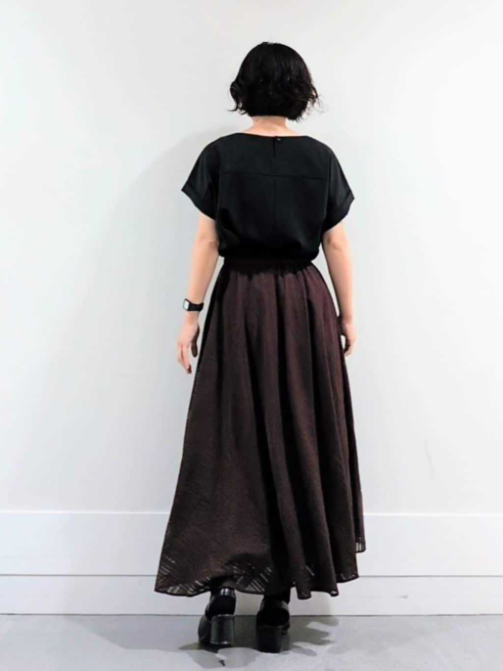 ミズタさんの「UNTITLED｜【セットアップ可/はっ水/通勤】リラククール 半袖ブラウス」を使ったコーディネート