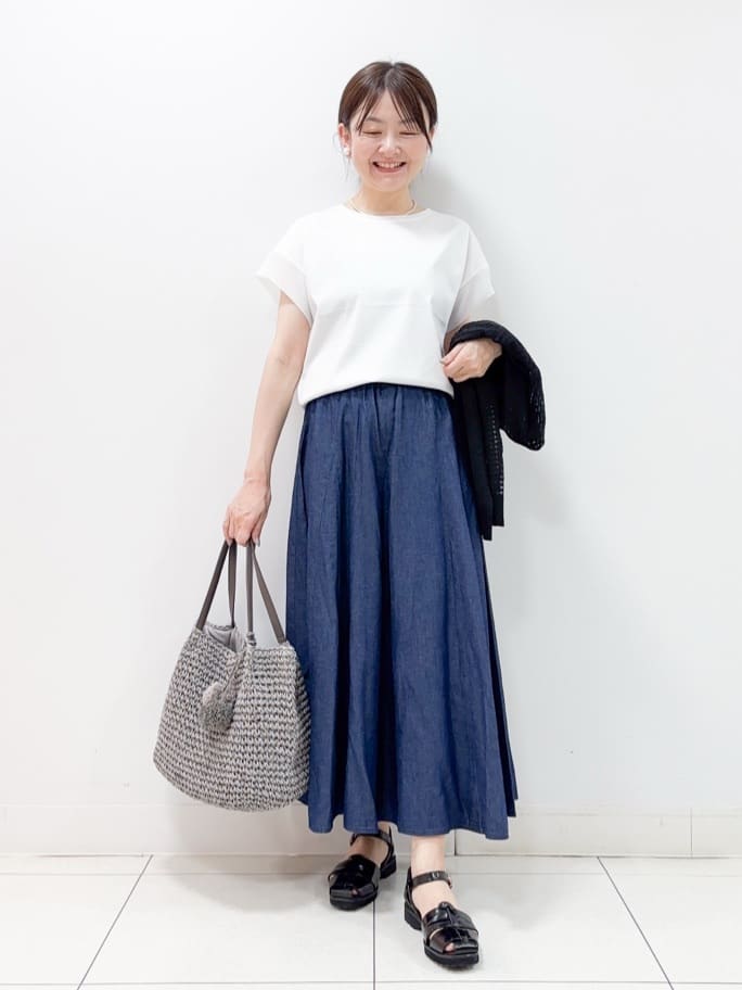 nakajoさんの「Dessin｜」を使ったコーディネート