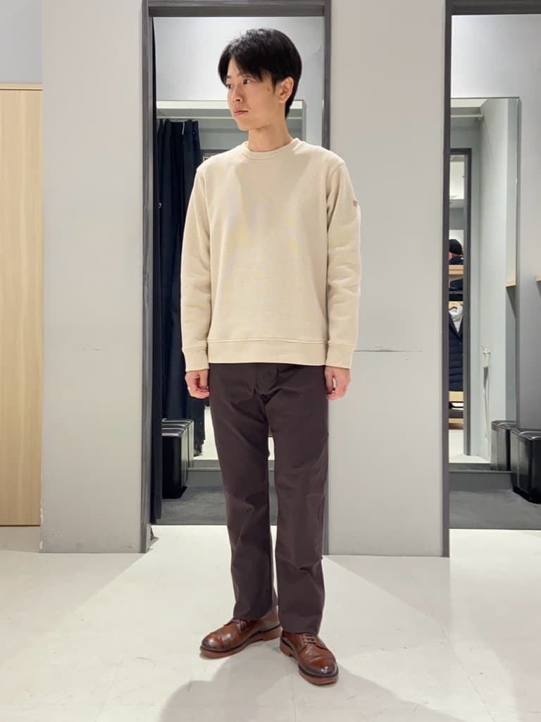 わいずみさんの「TAKEO KIKUCHI｜【Made in JAPAN】播州織 ストレッチ パンツ」を使ったコーディネート