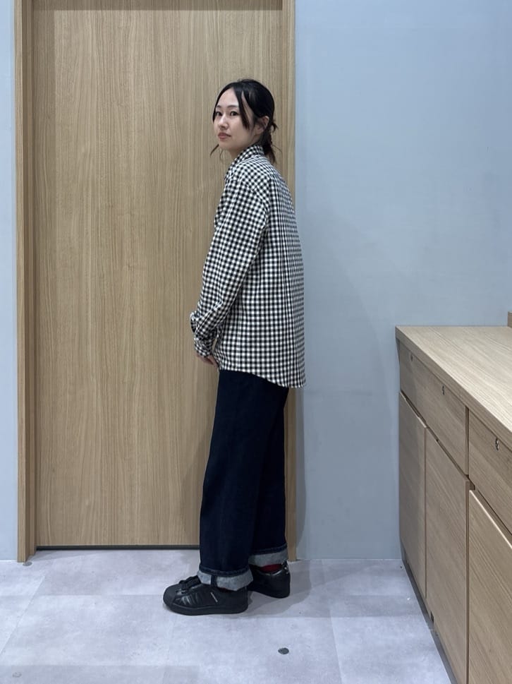 よぴさんの「TAKEO KIKUCHI｜マルチギンガムチェック シャツ」を使ったコーディネート