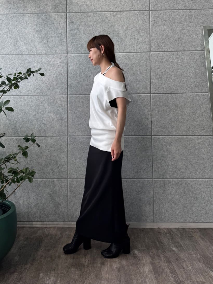 designer yukaさんの「CODE A｜off－shoulder sleeveless tops」を使ったコーディネート