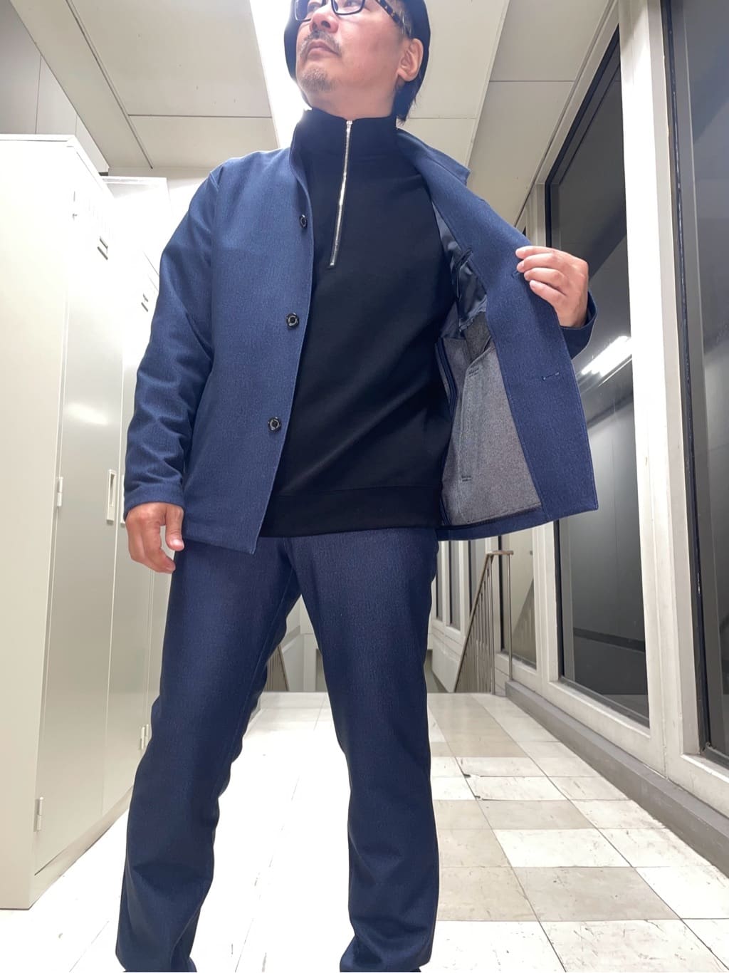 MAKOTO AIさんの「TAKEO KIKUCHI｜【DOWN FABRIC】ダウンファブリック スタンドカラーブルゾン」を使ったコーディネート