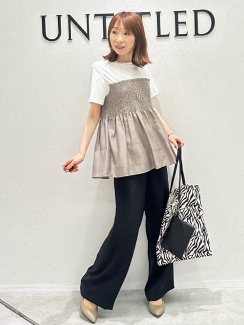 Miwaさんの「UNTITLED｜【コットン100/洗える/Tシャツ】シャーリングドッキングペプラム」を使ったコーディネート