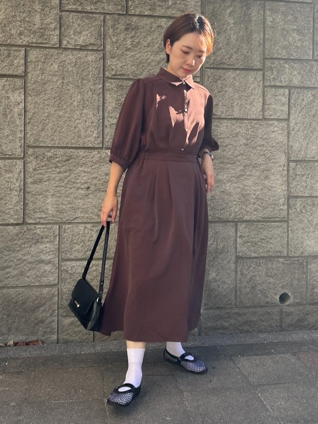 ga_riさんの「THE SHOP TK｜5分袖シャツワンピース【防シワ/吸水速乾/UVケア/洗濯機OK】」を使ったコーディネート