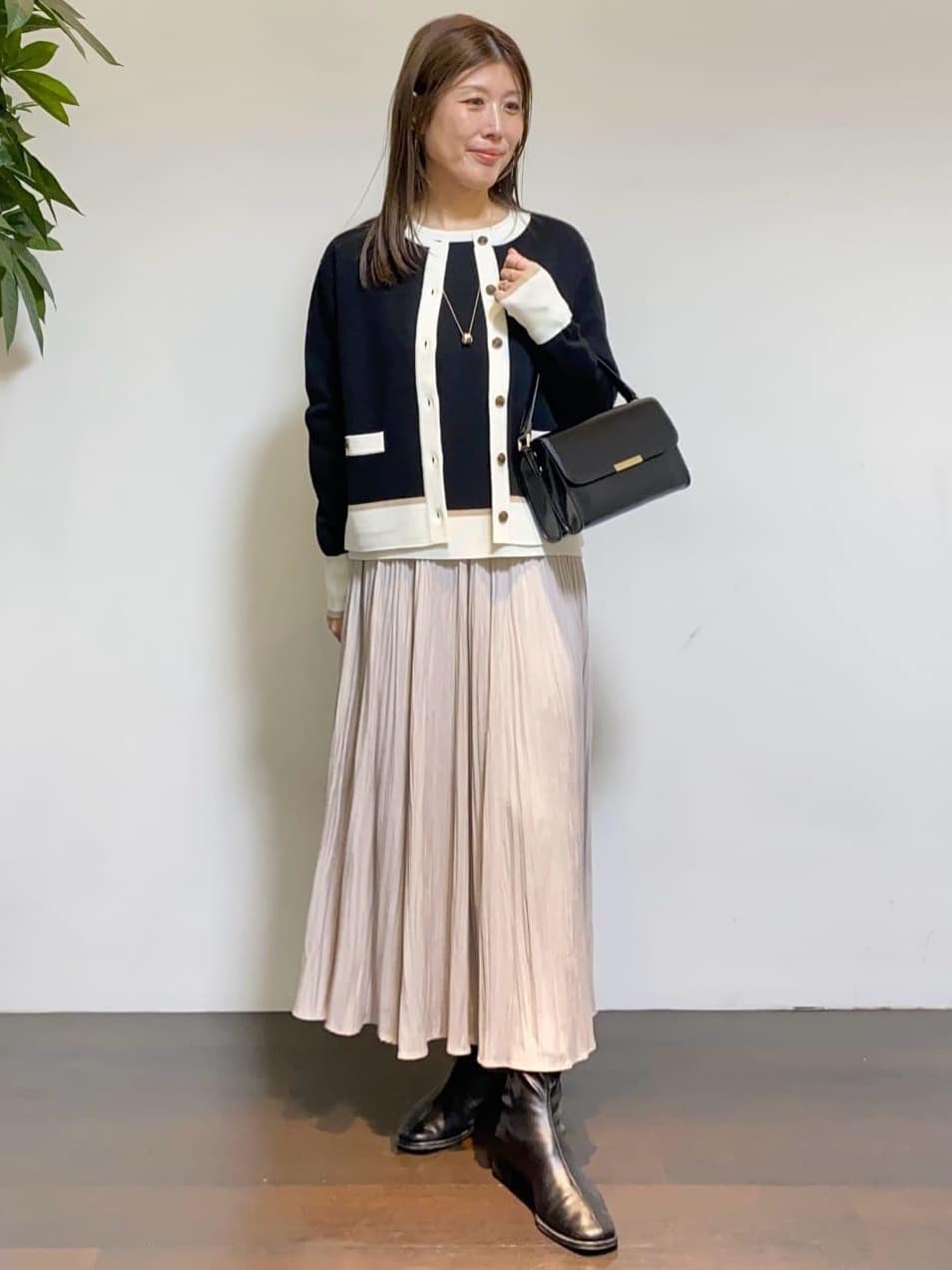 tomoさんの「UNTITLED｜【アンサンブル可/ジャケット風】ウールミラノリブカーディガン」を使ったコーディネート