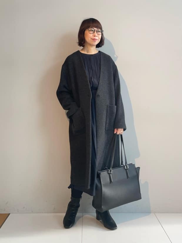 murayamaさんの「INDIVI｜【軽量／ウール混】ライトフォルム ロングコート」を使ったコーディネート