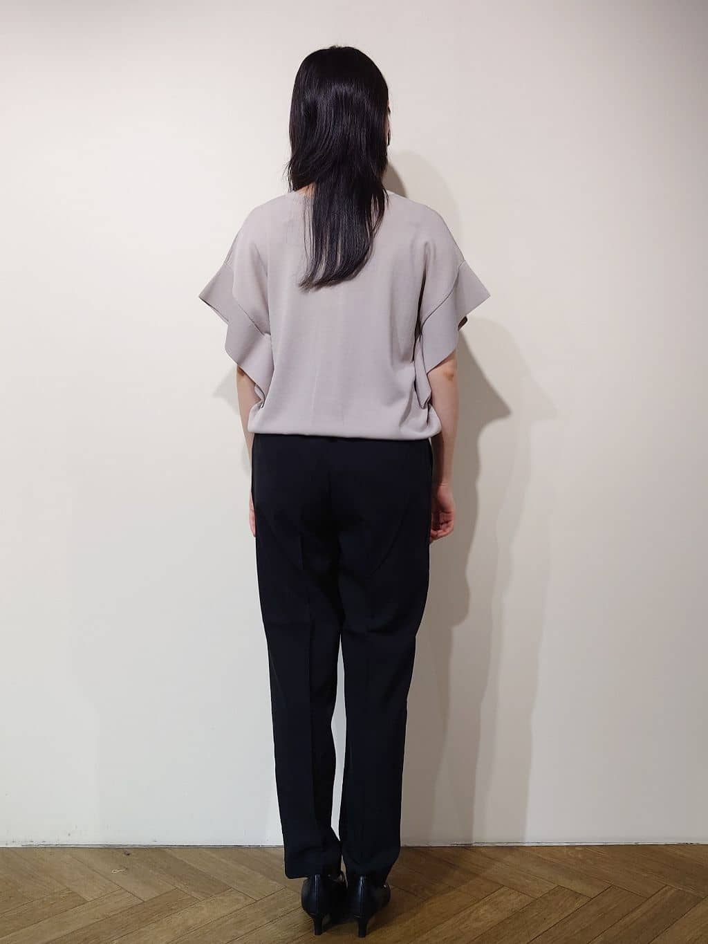 Uさんの「OPAQUE.CLIP｜◆フリルスリーブニット【UVケア／接触冷感／洗濯機洗い可／抗ピル】」を使ったコーディネート